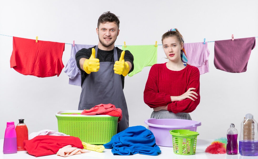 Powder vs. Liquid Detergent: Which is Right for You?